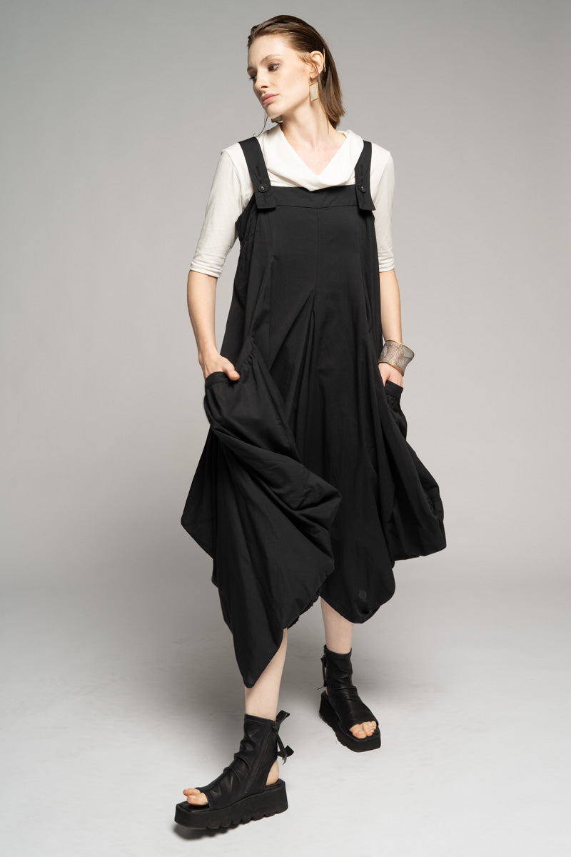 dogstar - Crossroads Pinafore. Black.