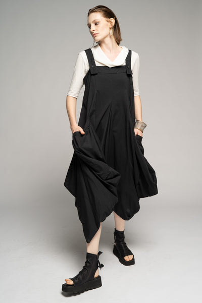 dogstar - Crossroads Pinafore. Black.