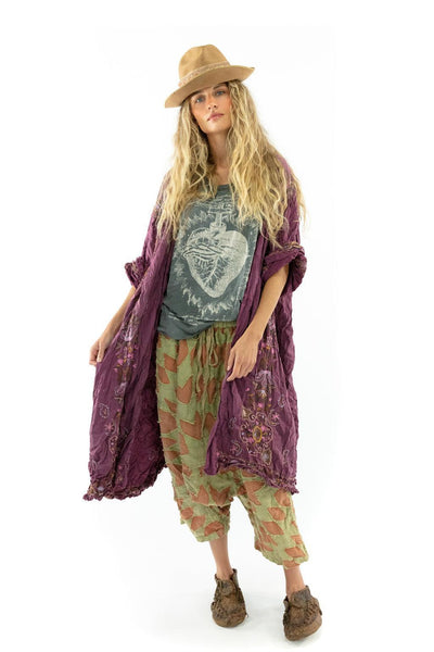 Magnolia Pearl - Embroidered Belinay kimono. Covet.