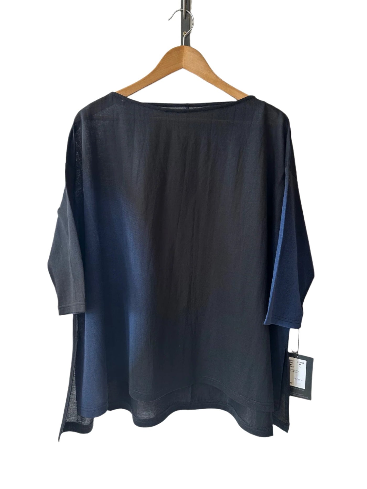 Moyuru Boxy Top - Navy/Black 011